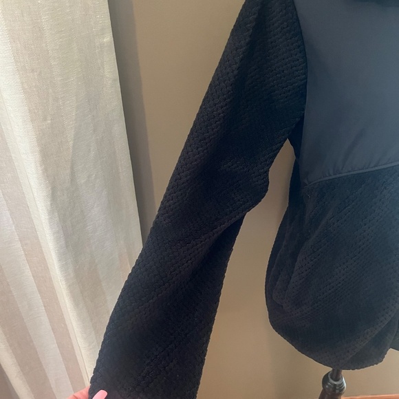 Women's Fila Sport Black Faux Fur Zip Up Jacket, Size Large - Picture 6 of 12